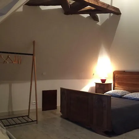 בית נופש Logis Del Castel
